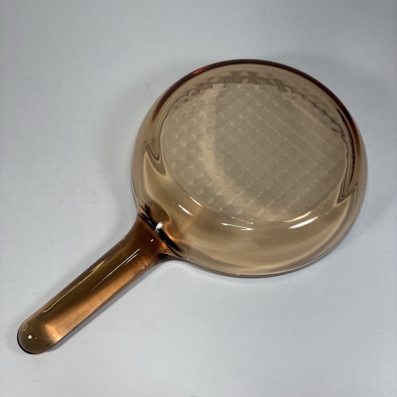 Vision Corning 7" Waffle Bottom Skillet Fry Pan Amber Glass Pyrex - Picture 6 of 7